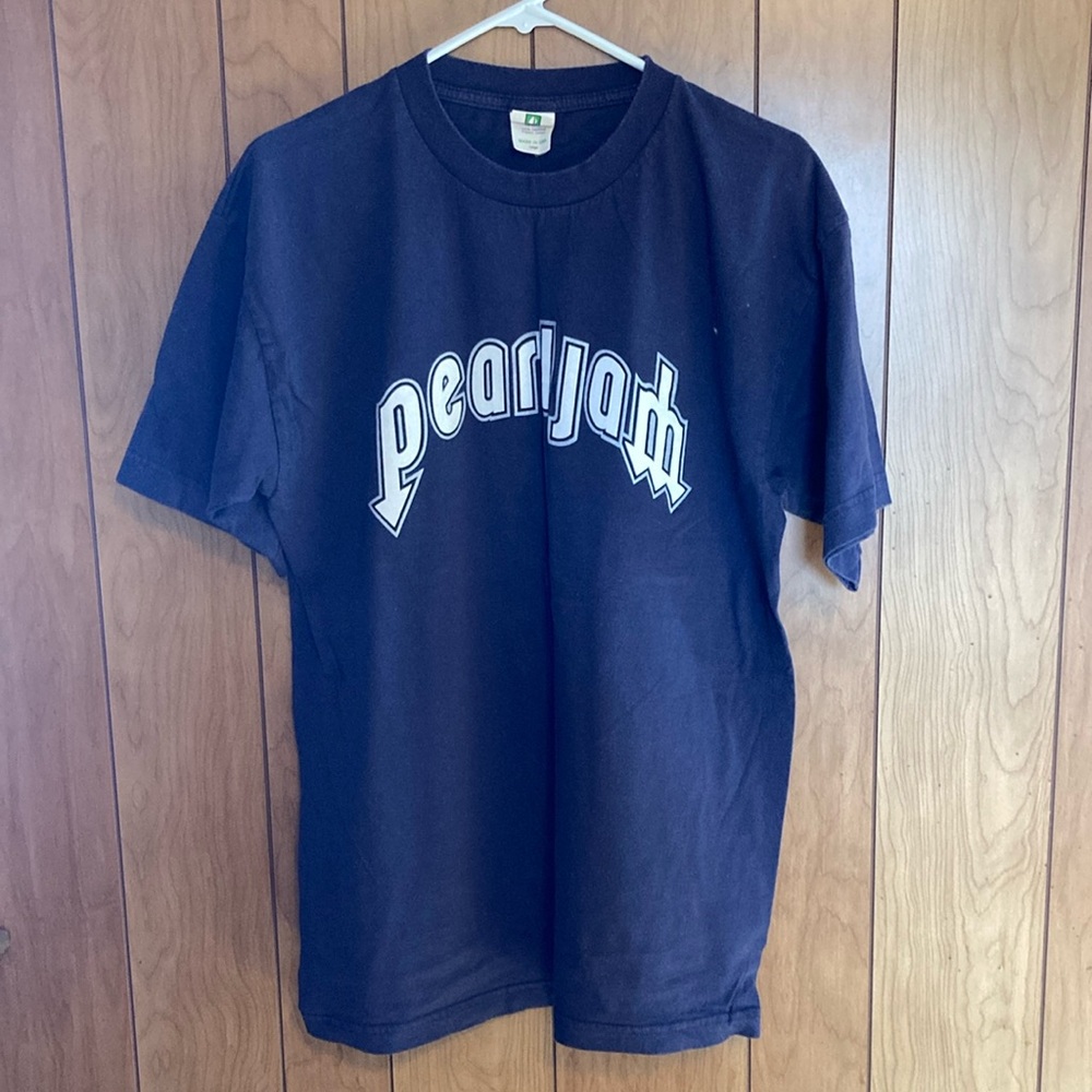 Pearl Jam tshirt